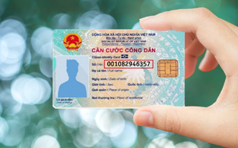 7. Sử dụng Thông báo số định danh cá nhân và thông tin trong Cơ sở dữ liệu quốc gia về dân cư (theo quy định tại Thông tư số 59/TT-BCA ngày 15/5/2021 của Bộ Công an). Ảnh minh họa