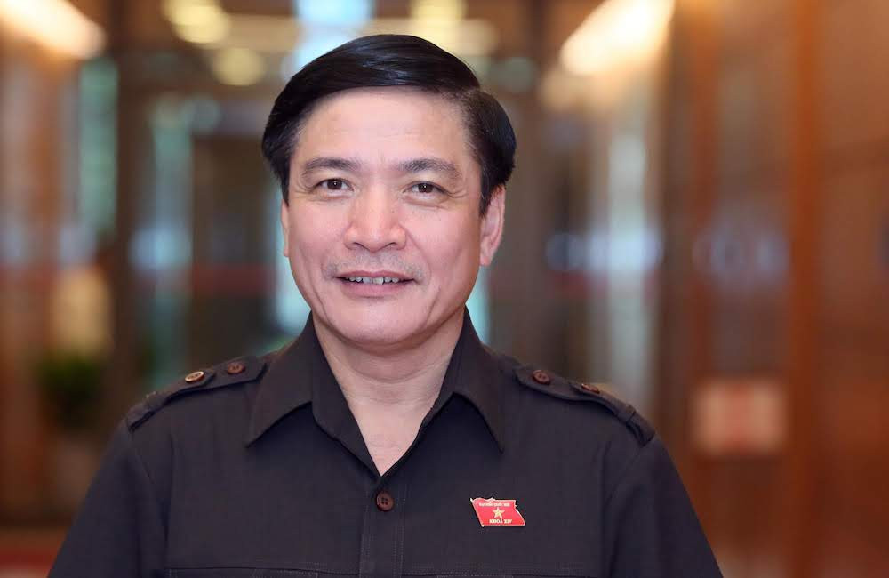 Ông Bùi Văn Cường từng giữ chức Phó Bí thư Tỉnh ủy Gia Lai. Sau đó, ông được điều động, phân công làm Phó trưởng Ban Dân vận Trung ương. 