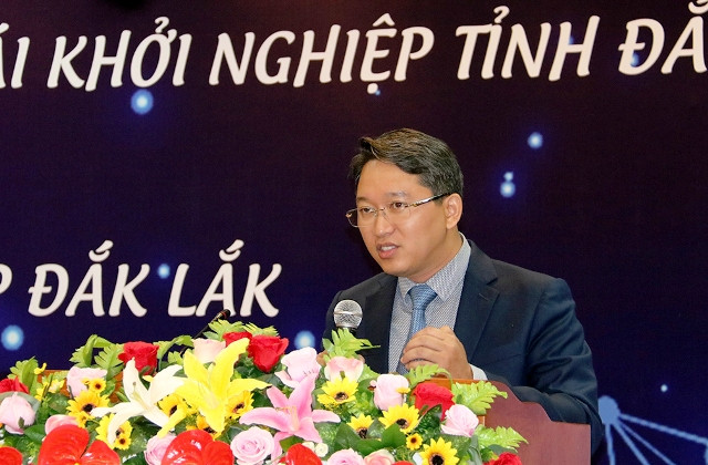 Tại Đại hội đại biểu toàn quốc lần thứ XIII của Đảng (tháng 1/2021), ông Ninh được bầu là Ủy viên Trung ương Đảng khóa XIII, nhiệm kỳ 2021-2026 và tiếp tục giữ chức vụ Phó chánh Văn phòng Trung ương Đảng.