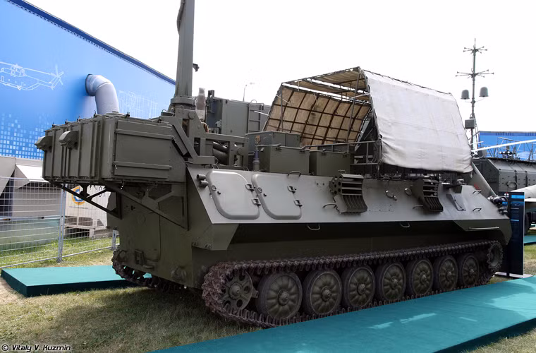 Tổ hợp tác chiến điện tử 1L262E Rtut-BM có thể bảo vệ nhân viên và các thiết bị quân sự, chống lại đạn pháo và tên lửa các loại; chế áp các hệ thống thông tin liên lạc và vị trí đài radar của đối phương.