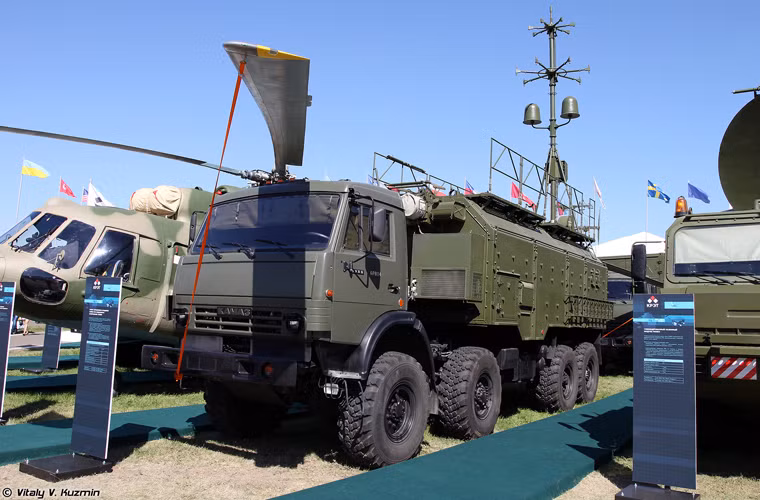 Trạm kiểm soát gây nhiễu 1L266E thuộc tổ hợp tác chiến điện tử 1L267 Moskva-1.