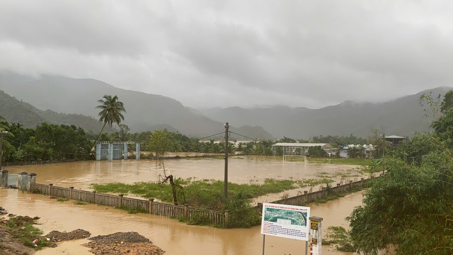 Loi van hanh dap dang Nam My khien nha dan bi lut