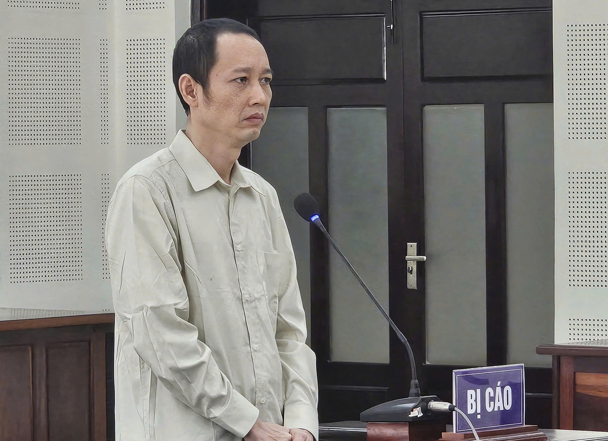 Thụt két hơn 2,1 tỷ, Phó giám đốc lãnh án 18 năm tù Thut ket hon 2,1 ty, Pho giam doc lanh an 18 nam tu