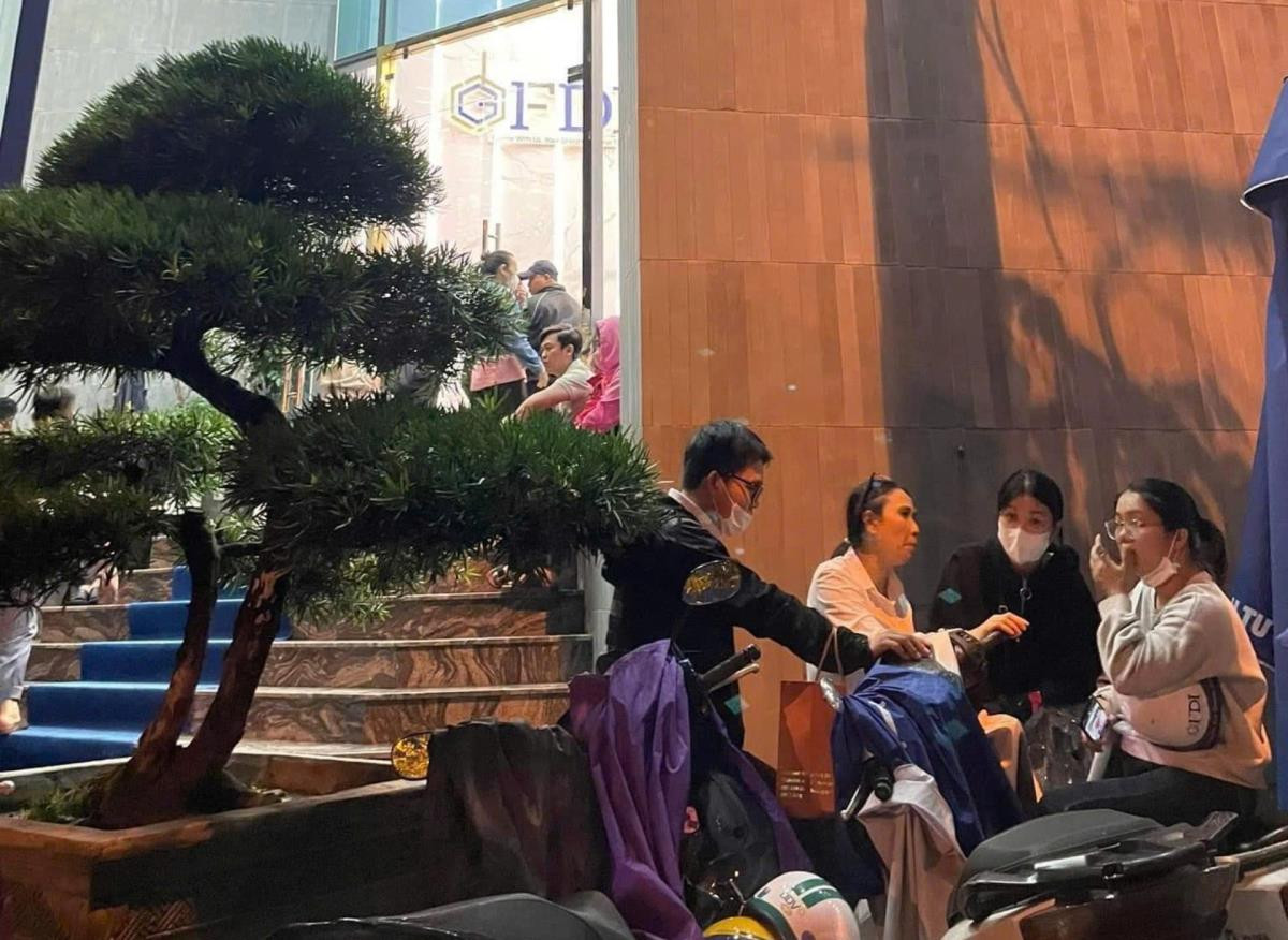 Khách hàng hoang mang khi Công ty GFDI bất ngờ dừng giao dịch Khach hang hoang mang khi Cong ty GFDI bat ngo dung giao dich