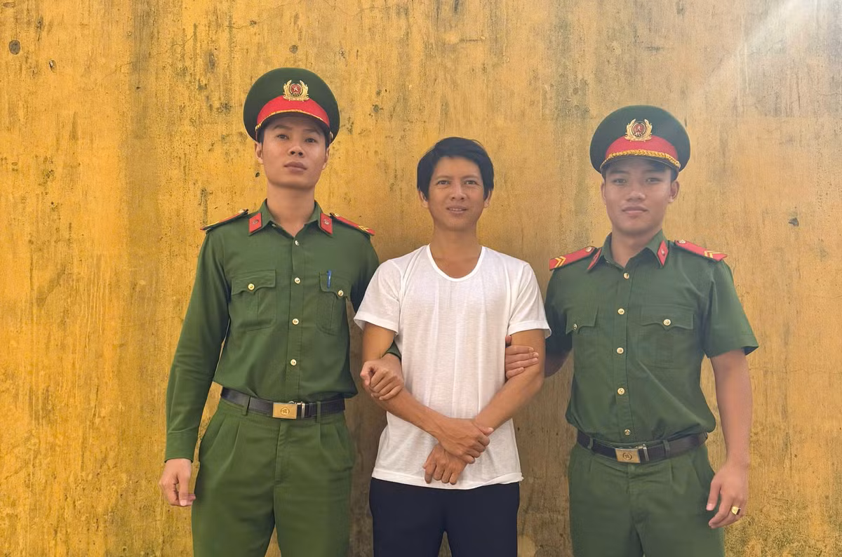 Bat khan cap doi tuong doa giet me con nguoi tinh cu