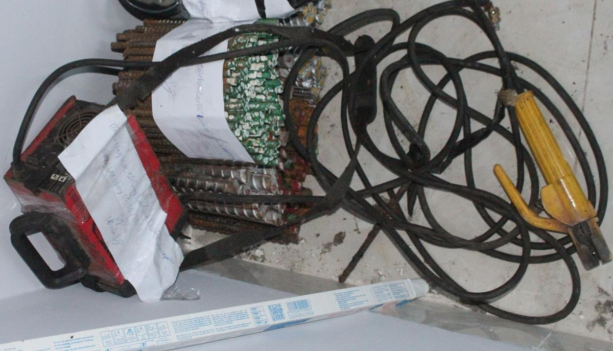 Bắt giam 6 đối tượng lừa đảo “mua gian bán lận” thép xây dựng - Hình 3 Bat giam 6 doi tuong lua dao “mua gian ban lan” thep xay dung-Hinh-3