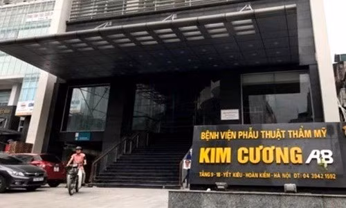 Vu chu BV TM Kim Cuong bi to hanh hung khach hang: luat su noi gi?