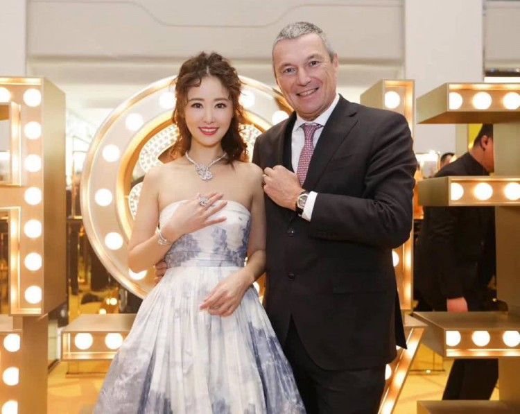 Thuc hu chuyen Hoac Kien Hoa va Lam Tam Nhu ly hon?