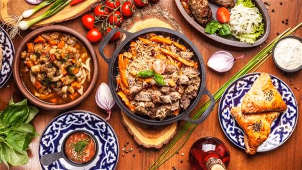 Hang xom nau an thom 