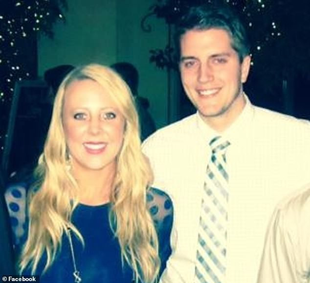 Nu giao vien ban chet ban gai cua chong cu ngay truoc mat con-Hinh-3