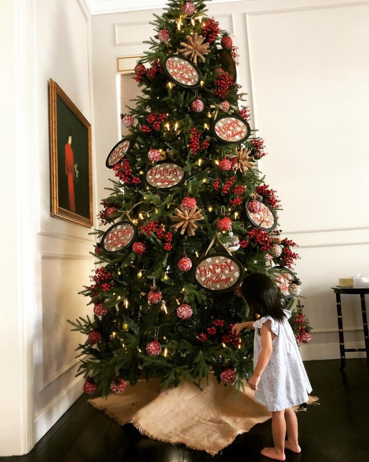 Lần đầu tiên, ông xã Tăng Thanh Hà 'bật mí' hình ảnh con gái đáng yêu Lan dau tien, ong xa Tang Thanh Ha 'bat mi' hinh anh con gai dang yeu