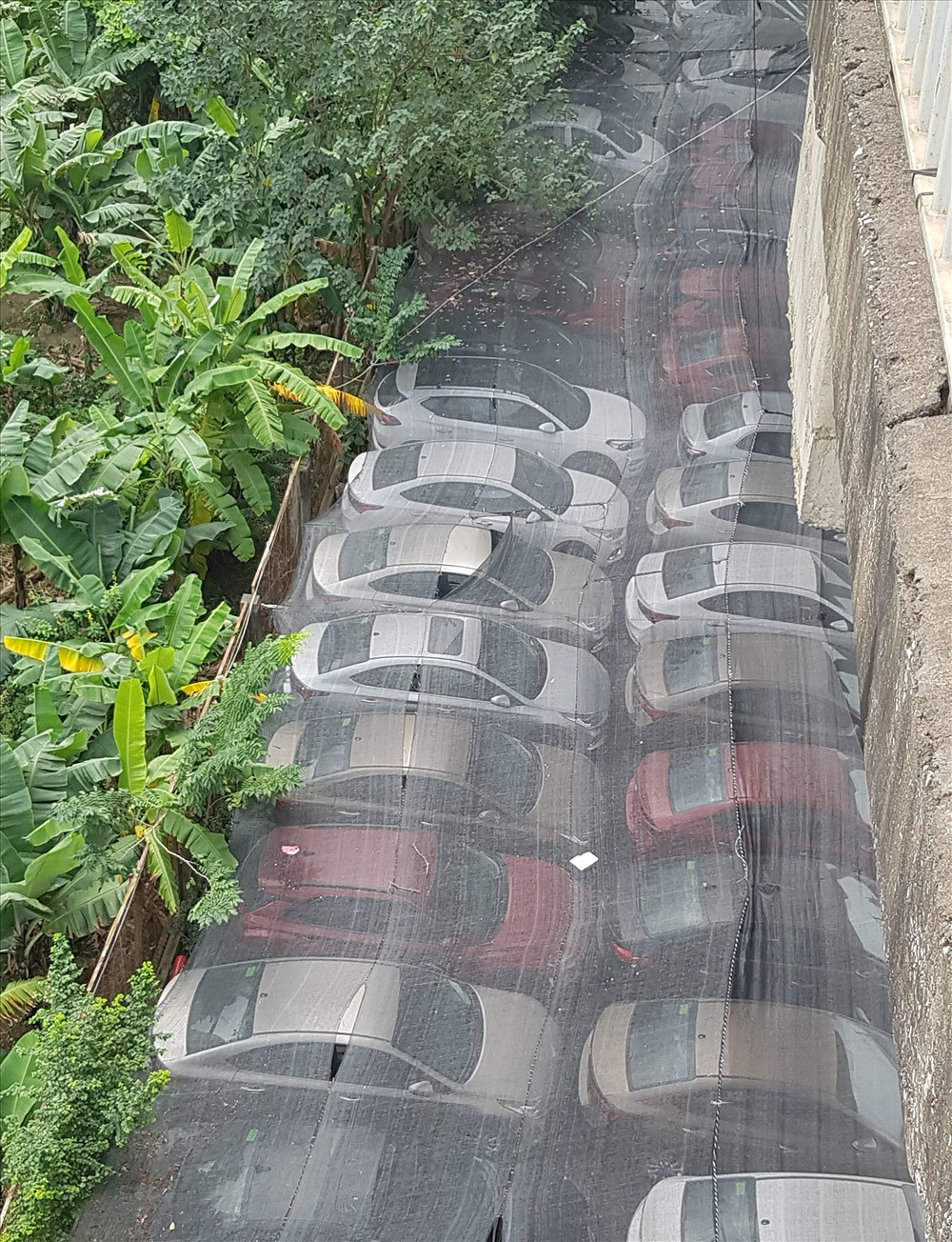 Bai xe lau gam cau Thang Long: Chay no sap cau, trach nhiem ai ganh?