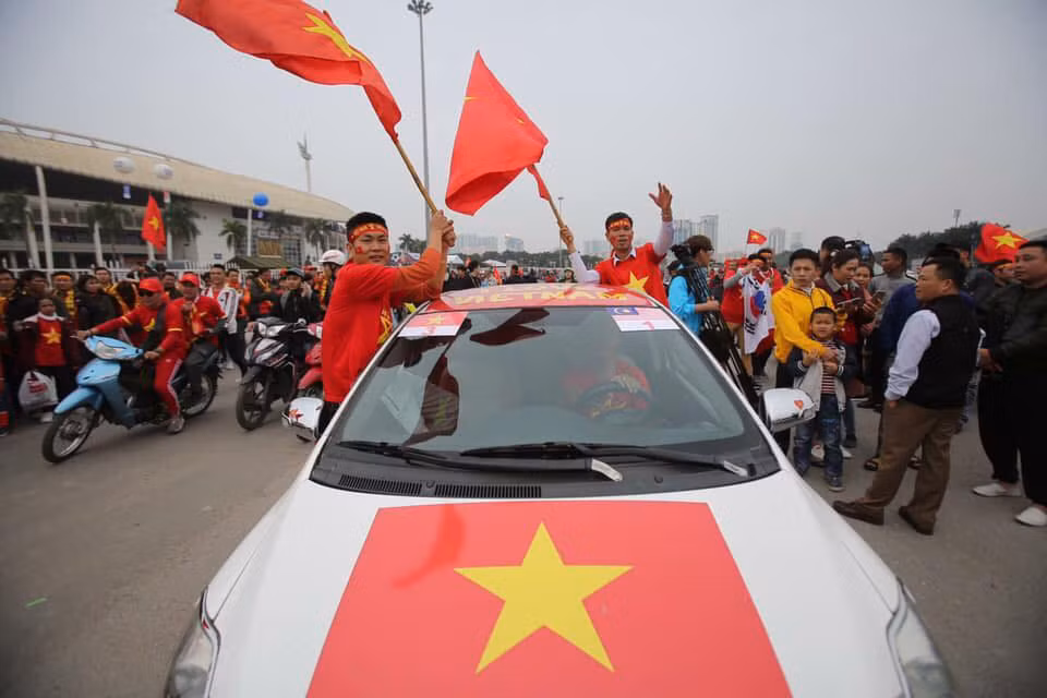 Nhung “sieu xe” doc co vu tuyen Viet Nam danh bai Malaysia