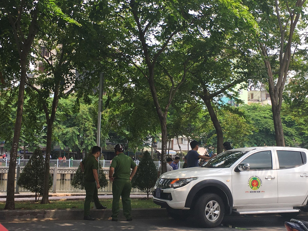 De nghi truy to thay giao sat hai ban gai vi bi tu hon-Hinh-2