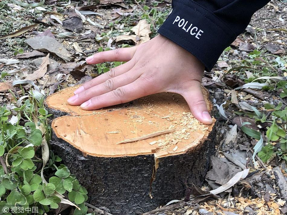 Buồn bực, người đàn ông trút giận bằng cách kinh dị... và cái kết Buon buc, nguoi dan ong trut gian bang cach kinh di... va cai ket