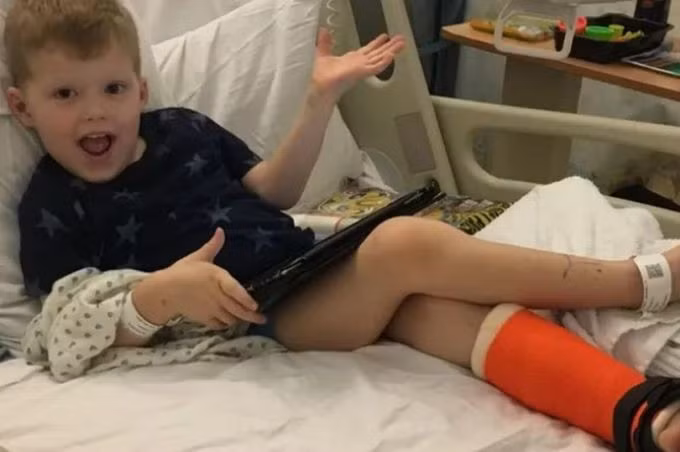 Ky la cau be gay chan cung khong cam nhan duoc con dau