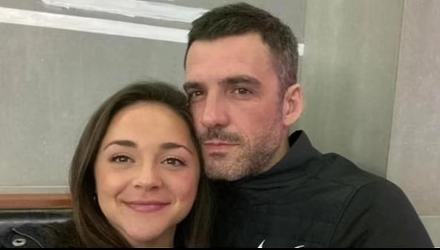 Dang tim ban trai mat tich, co gai phat hien anh ta co vo con-Hinh-2