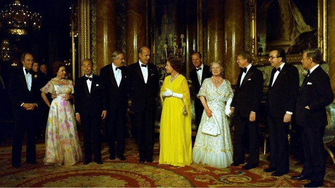 Bà tiếp tục có cơ hội gặp Tổng thống Jimmy Carter và các nhà lãnh đạo thế giới khác tại Bữa tối thượng đỉnh tháng 5/1977 tại Cung điện Buckingham.