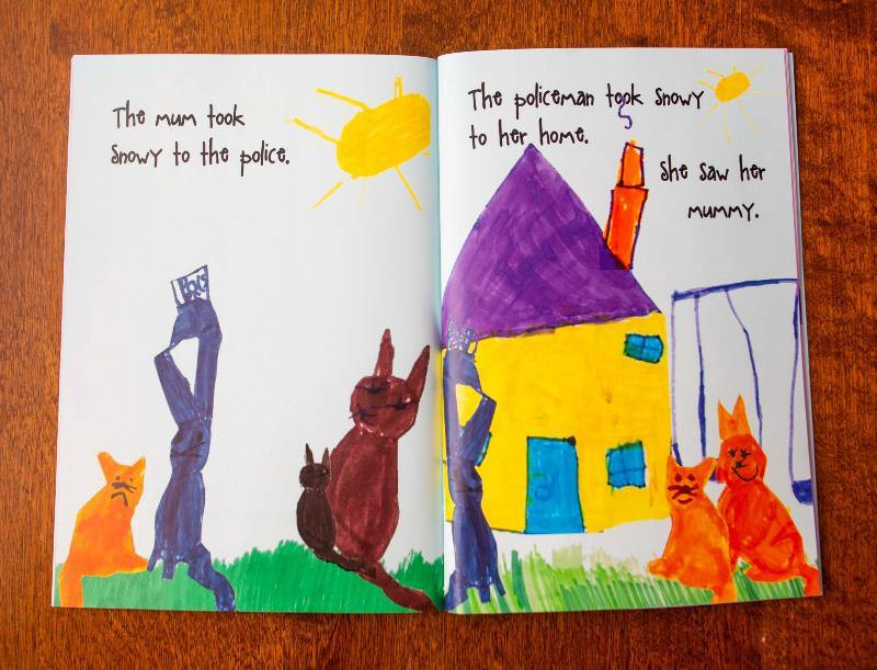 Be gai 5 tuoi nguoi Anh xuat ban sach, dat ky luc the gioi-Hinh-2