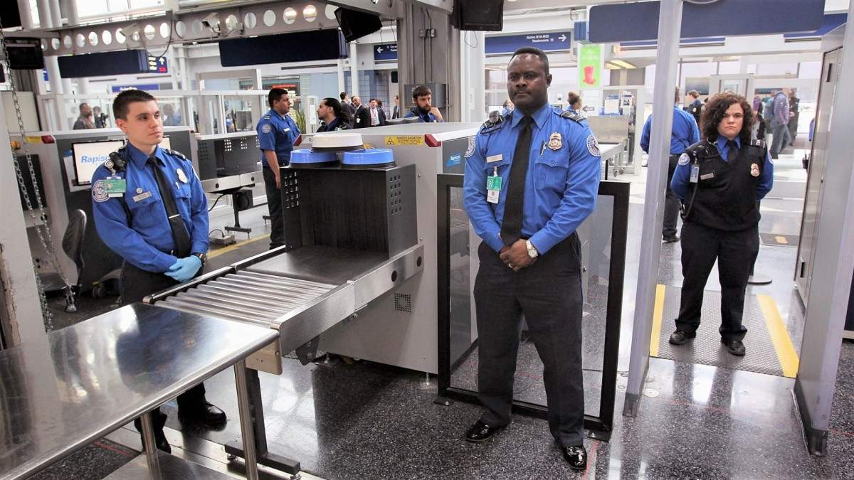 Sau vụ khủng bố 1 năm, Mỹ đã chi 408 tỷ USD cho hoạt động của Bộ An ninh Nội địa Mỹ kể từ khi bộ này được thành lập năm 2002. Ảnh: inc.