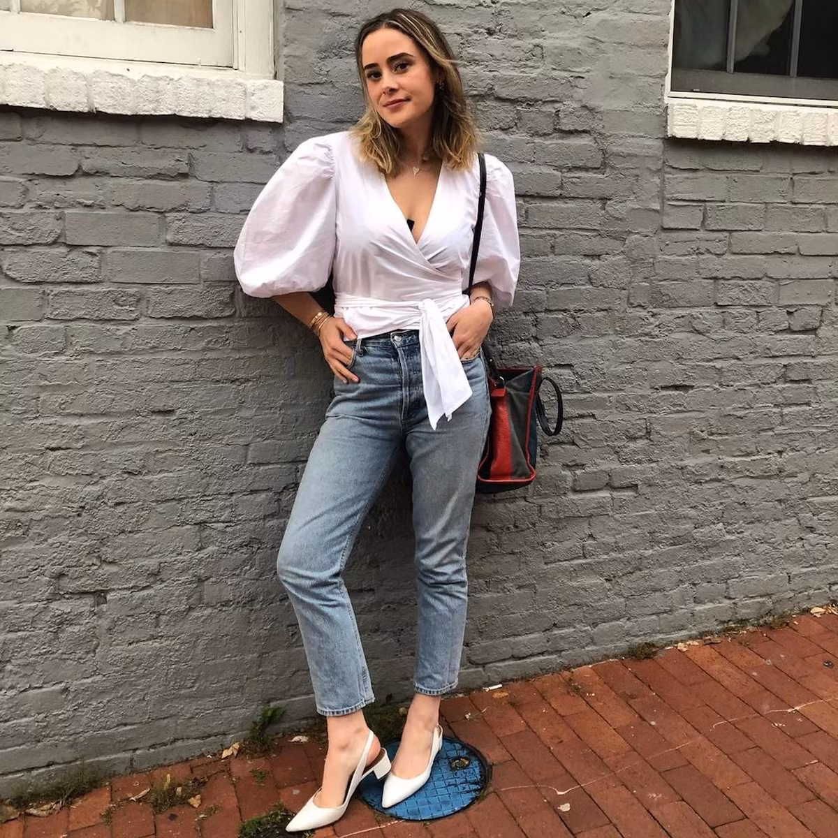 Ngam chau gai xinh dep cua Tong thong Biden sap cuoi o Nha Trang-Hinh-10