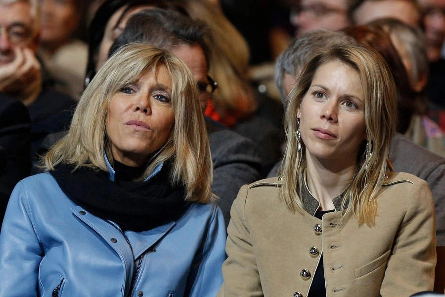 Có thể nói, bà Brigitte Macron và 2 người con gái giống như những người bạn tâm giao của nhau.