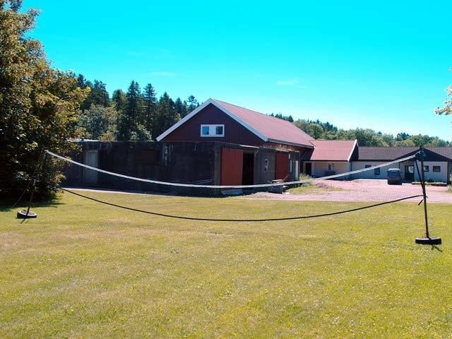 Bastoy được Na Uy gọi là “nhà tù sinh thái”. Ở đây, tù nhân vẫn có thể làm việc, kiếm thêm thu nhập bằng nhiều công việc khác nhau như trồng trọt, chăm sóc ngựa, sửa xe đạp, làm đồ gỗ…