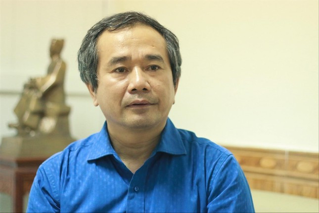 Lich su thanh mon hoc lua chon: Giao vien, hoc sinh lo mo