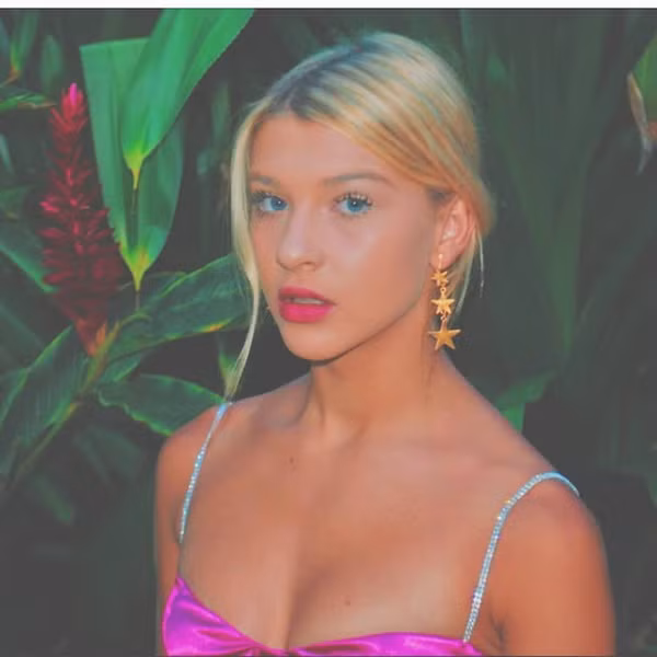 Nhan sac xinh dep cua con gai ut nha ty phu Bill Gates-Hinh-2