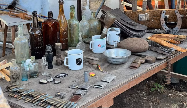 Có gì đặc biệt trong khu chợ trời nổi tiếng nhất ở Nga - Hình 8 Co gi dac biet trong khu cho troi noi tieng nhat o Nga-Hinh-8