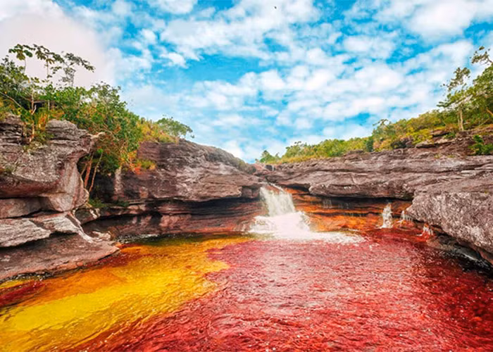 Ngan ngo truoc canh sac huyen ao tren “song cau vong”-Hinh-10