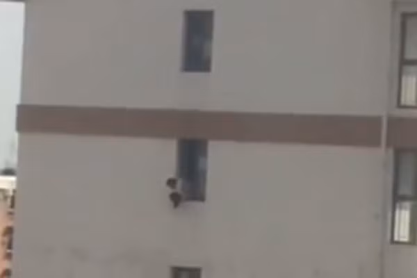 Dich benh va no nan, chong ep vo cung nhay lau tu tu