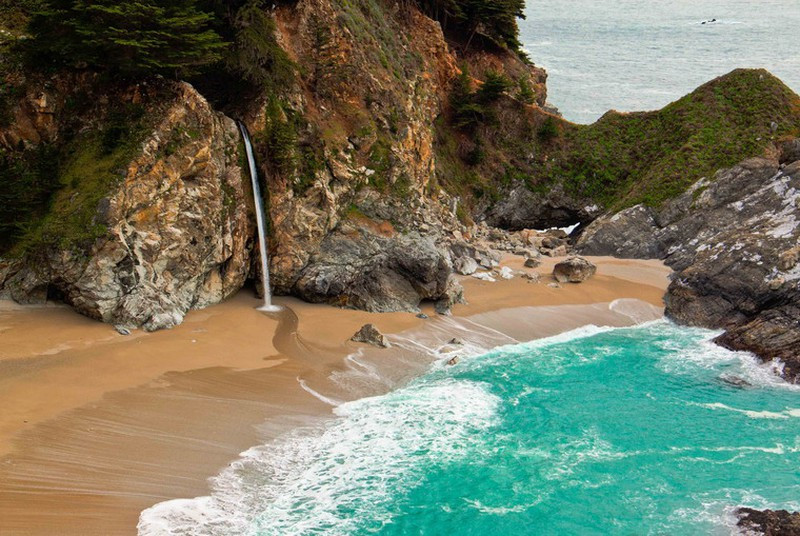 Nơi đây là một trong hai thác nước được đặt tên ở California - tiểu bang nổi tiếng với vô vàn thác nước đẹp mắt.