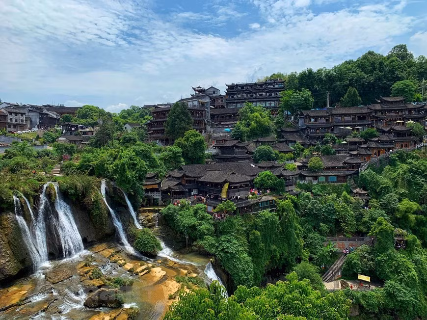 Can canh tran co nghin nam giua thac nuoc-Hinh-6