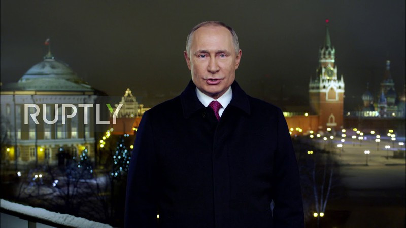 Nếu không có lịch trình làm việc, Tổng thống Putin thích đón Tết ở nhà cùng người thân và bạn bè, Thư ký báo chí Điện Kremlin, ông Dmitry Peskov cho biết hồi năm 2019. Ảnh: Ruptly.