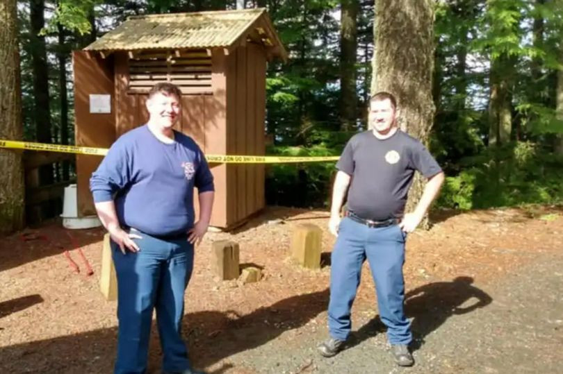 Co nhat dien thoai roi, nguoi phu nu roi vao canh eo le