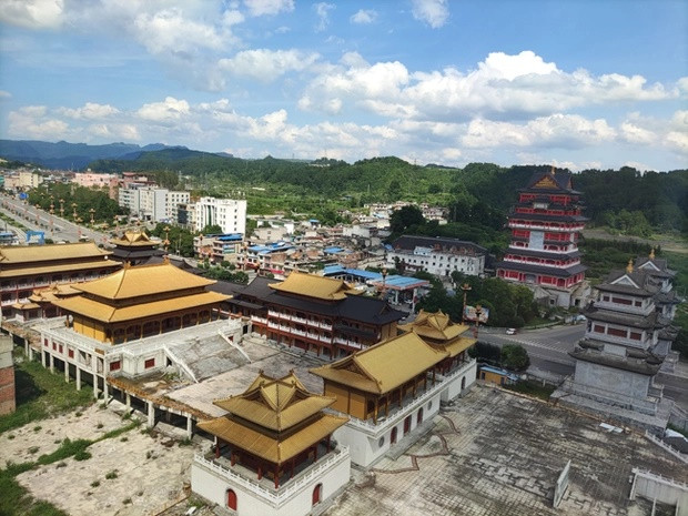 Khung canh diu hiu cua Tu Cam Thanh “nhai” o Quy Chau-Hinh-4