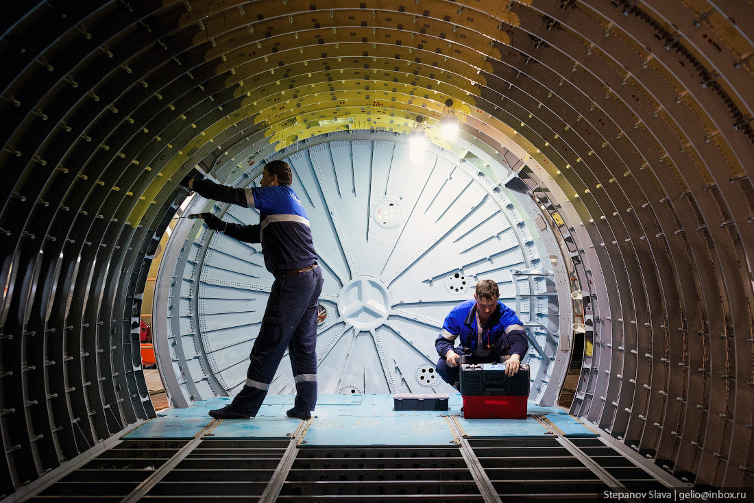 “Dot nhap” nha may lap rap may bay Superjet 100 cua Nga-Hinh-6