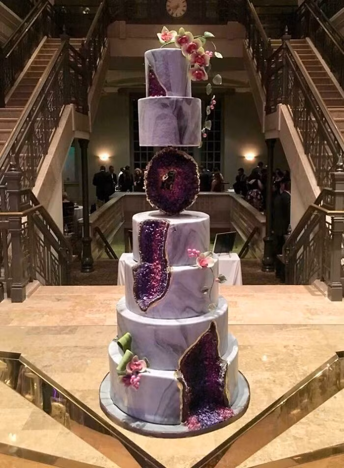 Sức khỏe khiến cô không được sử dụng những loại đường tinh chế nhưng điều này thật khó khăn bởi những món tráng miệng ngon lành đều có rất nhiều đường.