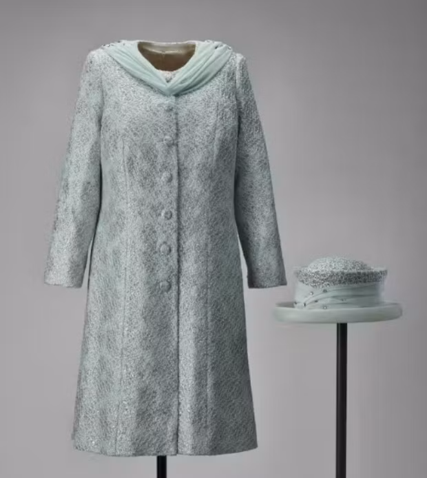 Can canh 5 bao vat vo gia cua Nu hoang Anh-Hinh-9