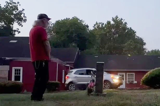 Chong xam pham mo vo cu suot nhieu chuc nam vi ly do soc