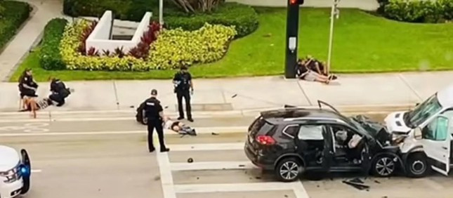 Vua lai xe vua “an ai” voi ban gai, nam tai xe nhan cai ket dang