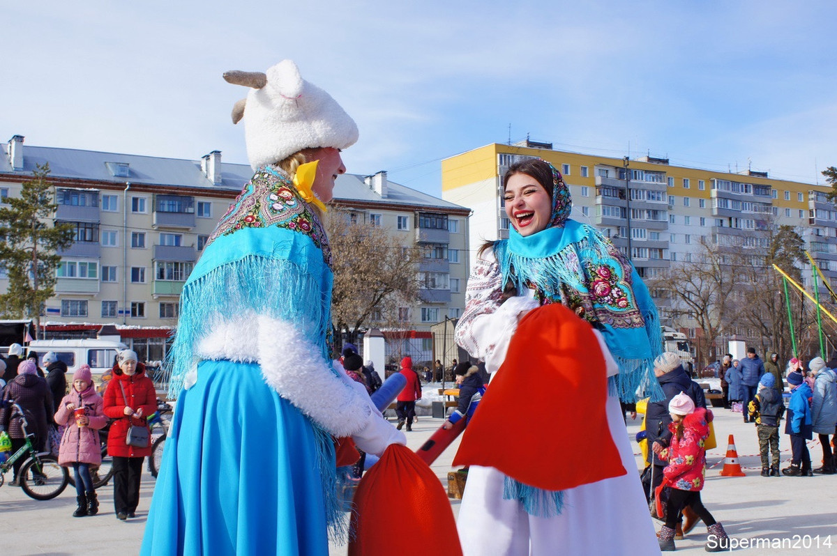 Có thể nói, Maslenitsa là lễ hội chứa đựng nhiều nét văn hóa đặc trưng nhất của người Nga, cũng như ngày lễ Сarnival của người Hy Lạp, Italy hay người Brazil…