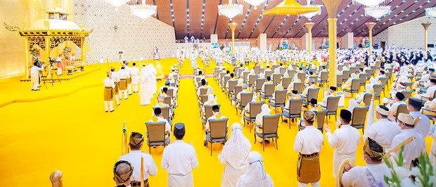 Choang ngop voi dam cuoi 10 ngay 10 dem cua cong chua Brunei-Hinh-4