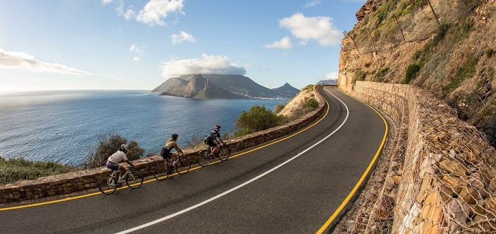 Nếu có cơ hội, bạn đừng ngần ngại đặt chân đến thành phố Cape Town một lần để trải nghiệm cung đường Chapman’s Peak Drive đẹp như tranh vẽ.