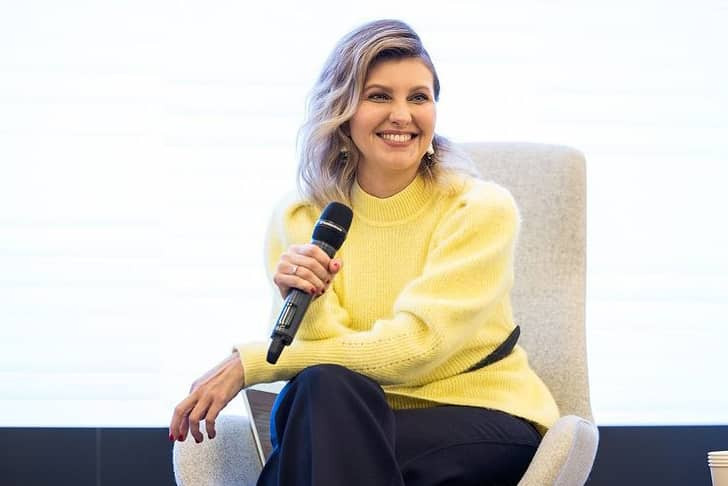 Chân dung người vợ sành điệu, tài giỏi của Tổng thống Ukraine - Hình 5 Chan dung nguoi vo sanh dieu, tai gioi cua Tong thong Ukraine-Hinh-5