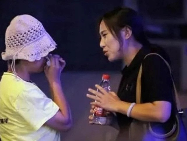 Ky la nghe thuyet phuc “tieu tam” buong tha dan ong co vo-Hinh-2