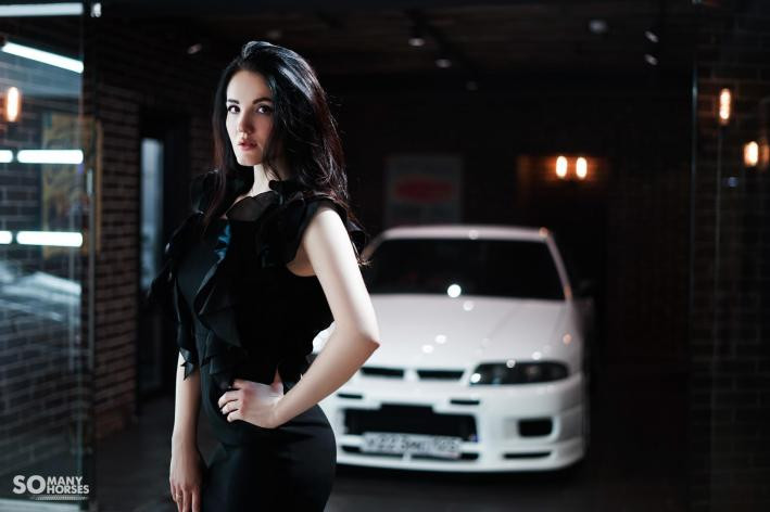 Cô gái xinh đẹp “nổi như cồn” vì sửa ô-tô nhanh nhất nước Nga - Hình 10 Co gai xinh dep “noi nhu con” vi sua o-to nhanh nhat nuoc Nga-Hinh-10