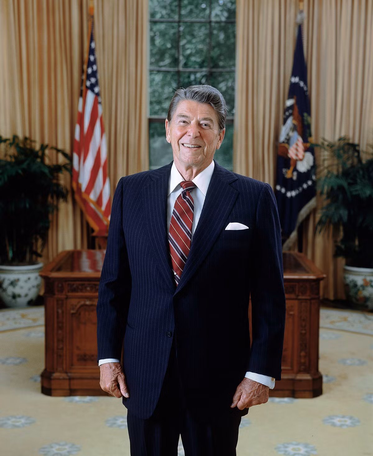 Ong Donal Trump mac COVID-19: Nhung lan tong thong My tam giao quyen luc vi benh-Hinh-2