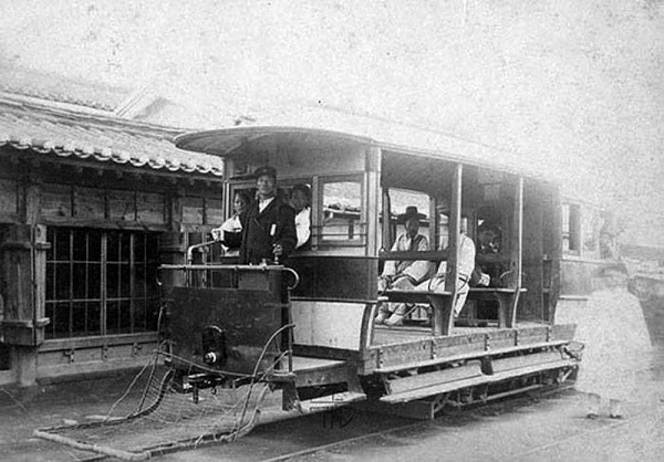 Những phương tiện hiện đại bắt đầu được sử dụng phổ biến ở Seoul.